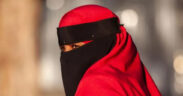 Somali police seize hundreds of veils amid security fears