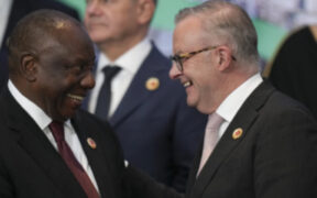 https___africana.news_south-african-opposition-intensifies-push-for-presidential-impeachment_