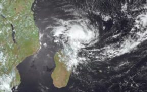 https___africana.news_mayotte-faces-new-storm-devastation-just-weeks-after-cyclone_